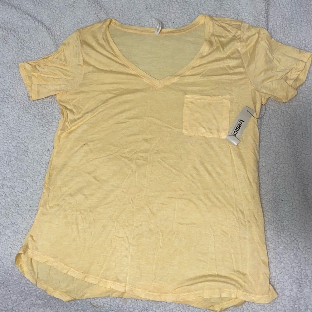 Tresics yellow T-shirt